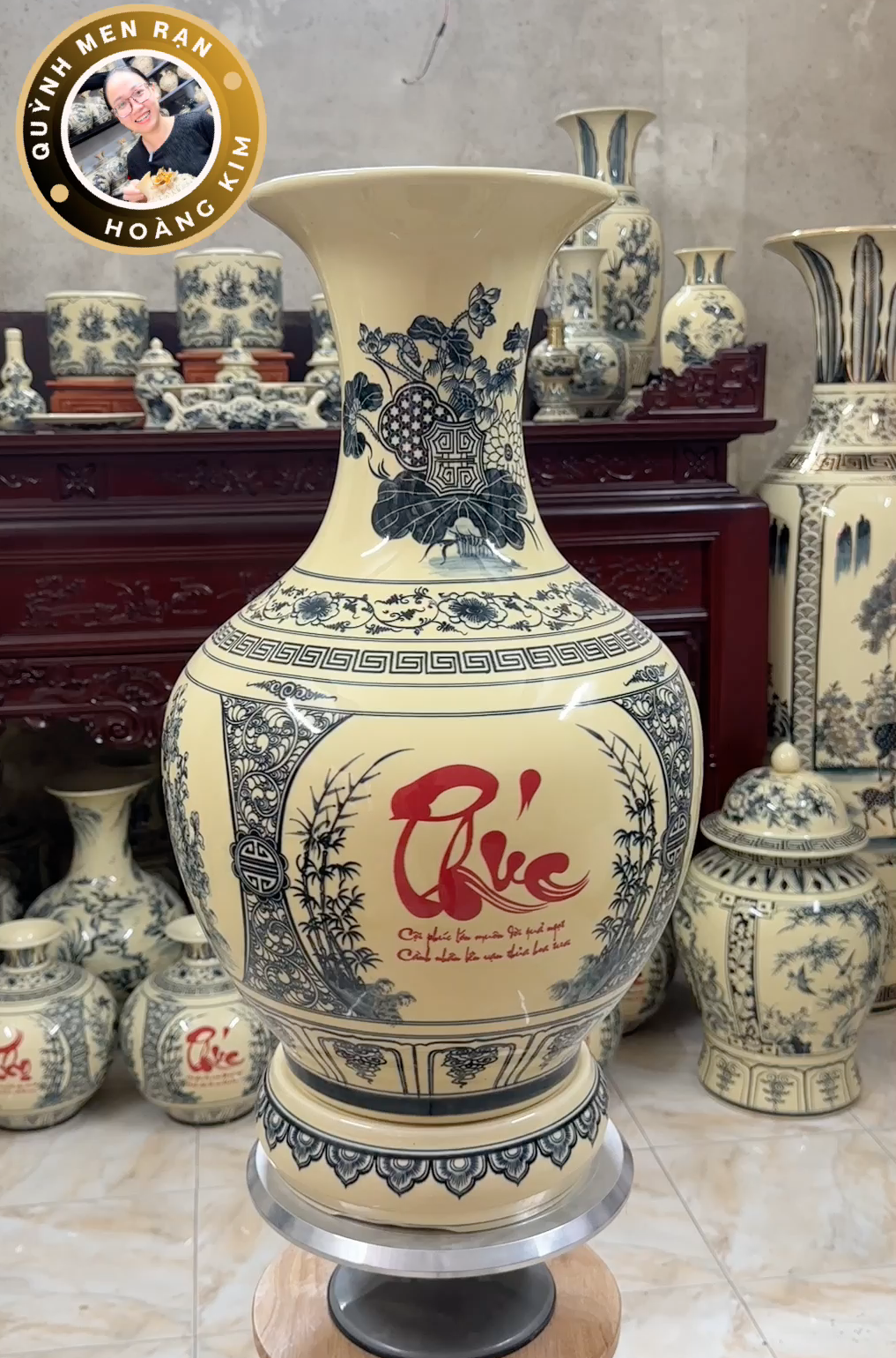 Lọ tỏi vẽ mộc Tứ cảnh chữ Phúc – Men rạn hoàng kim